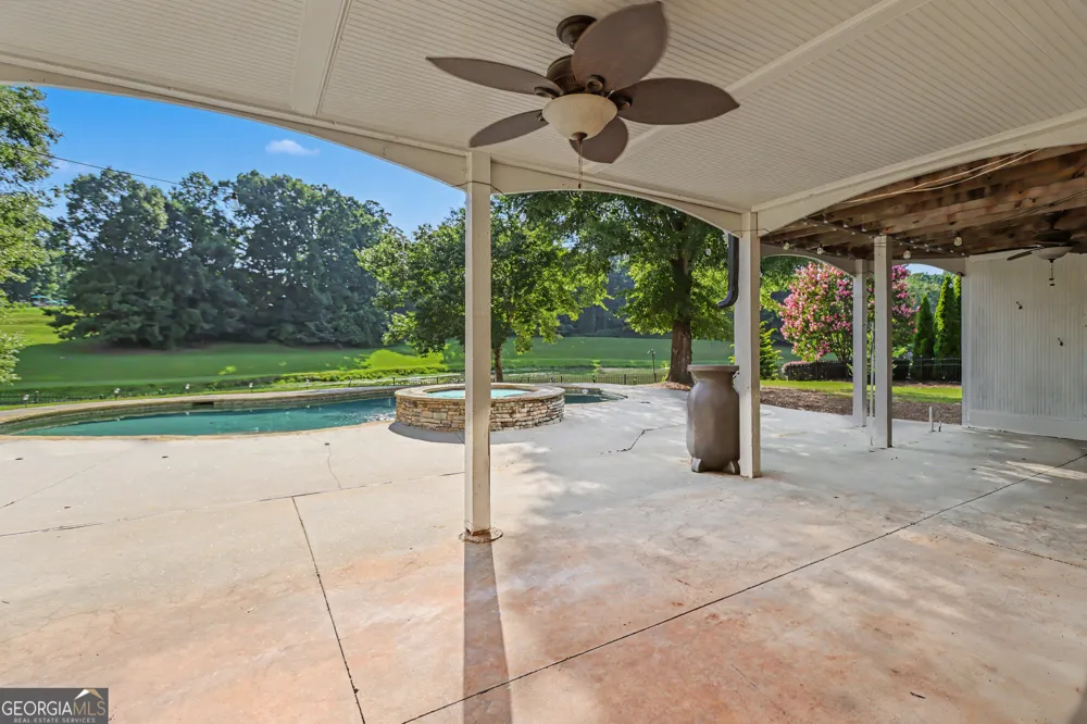 1738 Mulberry Lake DR Dacula, GA 30019