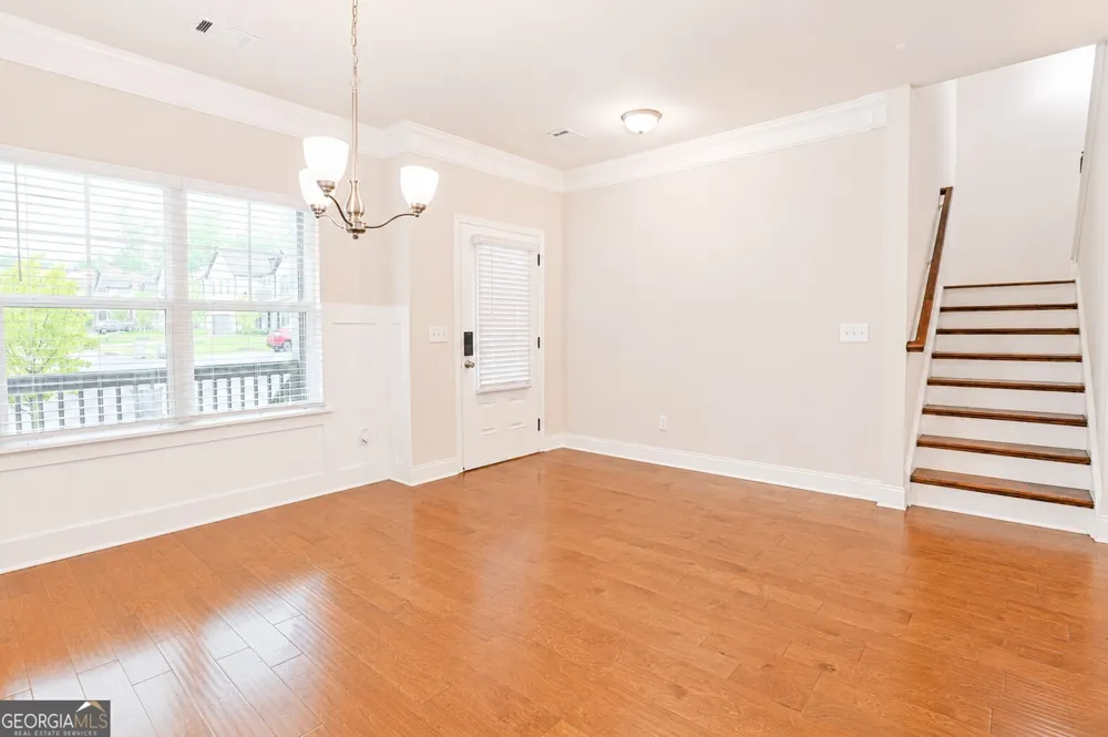 5381 Woodline View Cir Auburn, GA 30011