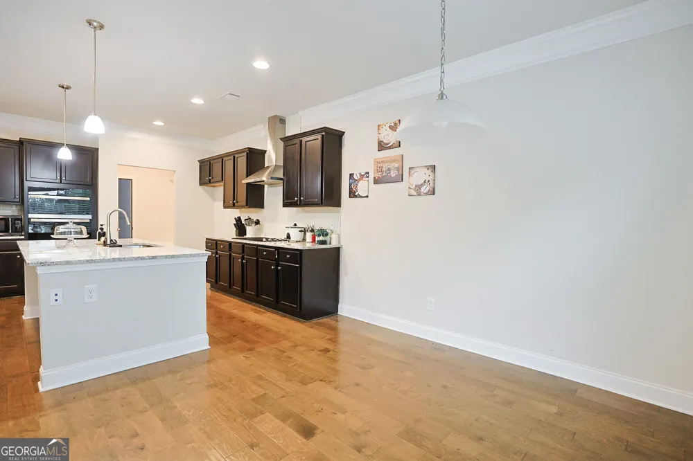 5381 Woodline View Cir Auburn, GA 30011