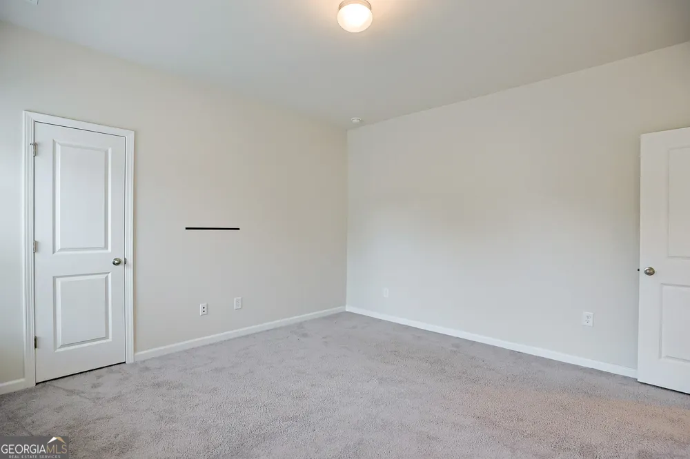 5381 Woodline View Cir Auburn, GA 30011