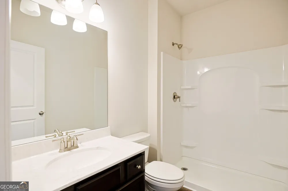 5381 Woodline View Cir Auburn, GA 30011