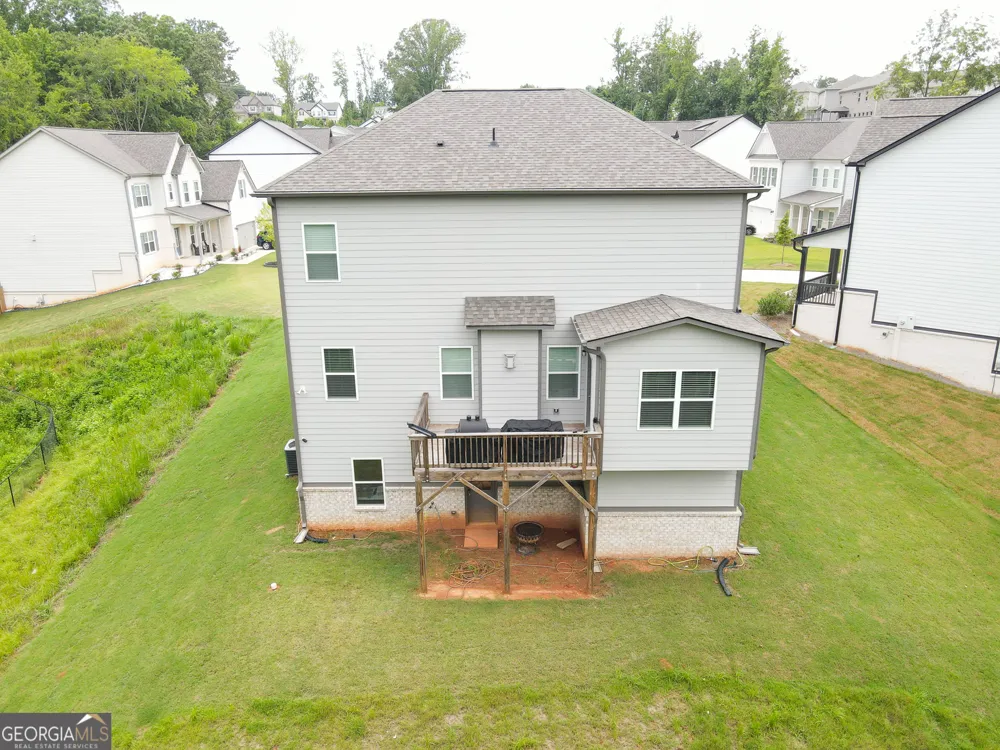 5381 Woodline View Cir Auburn, GA 30011