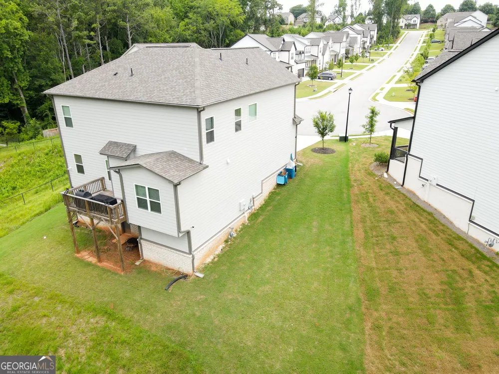 5381 Woodline View Cir Auburn, GA 30011