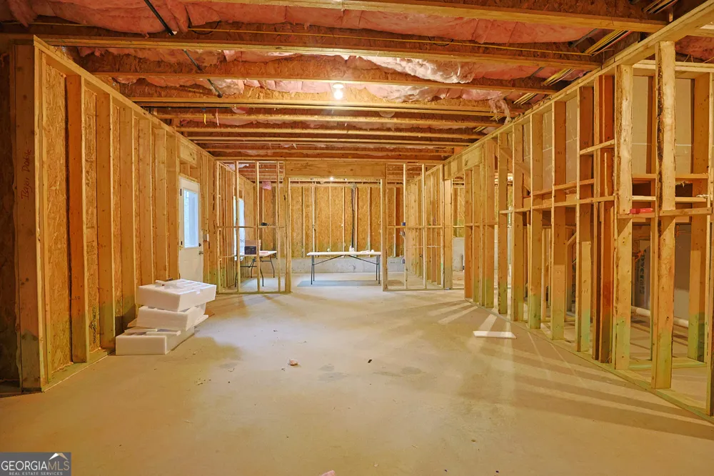 5381 Woodline View Cir Auburn, GA 30011