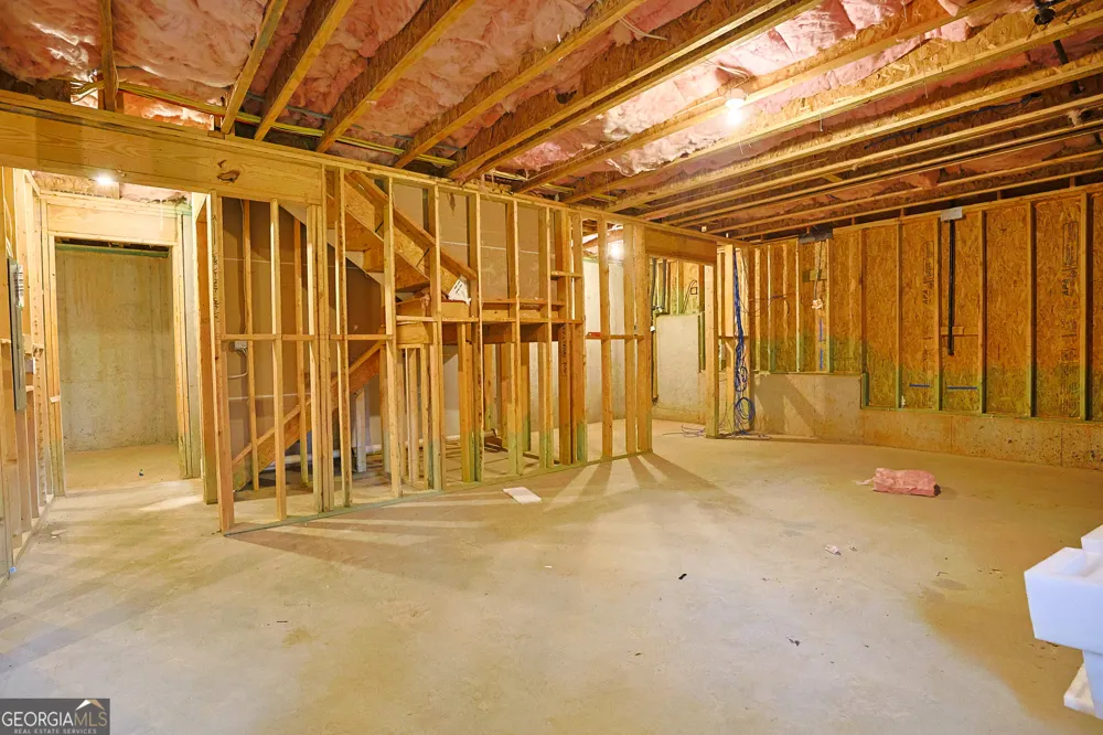 5381 Woodline View Cir Auburn, GA 30011