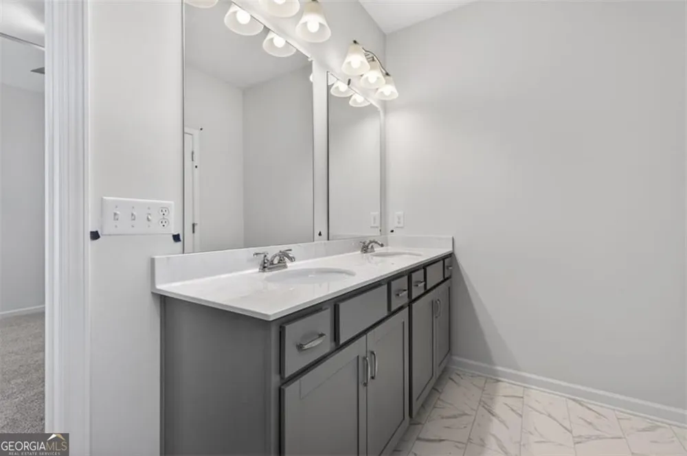 103 Meadowview CT Carrollton, GA 30117