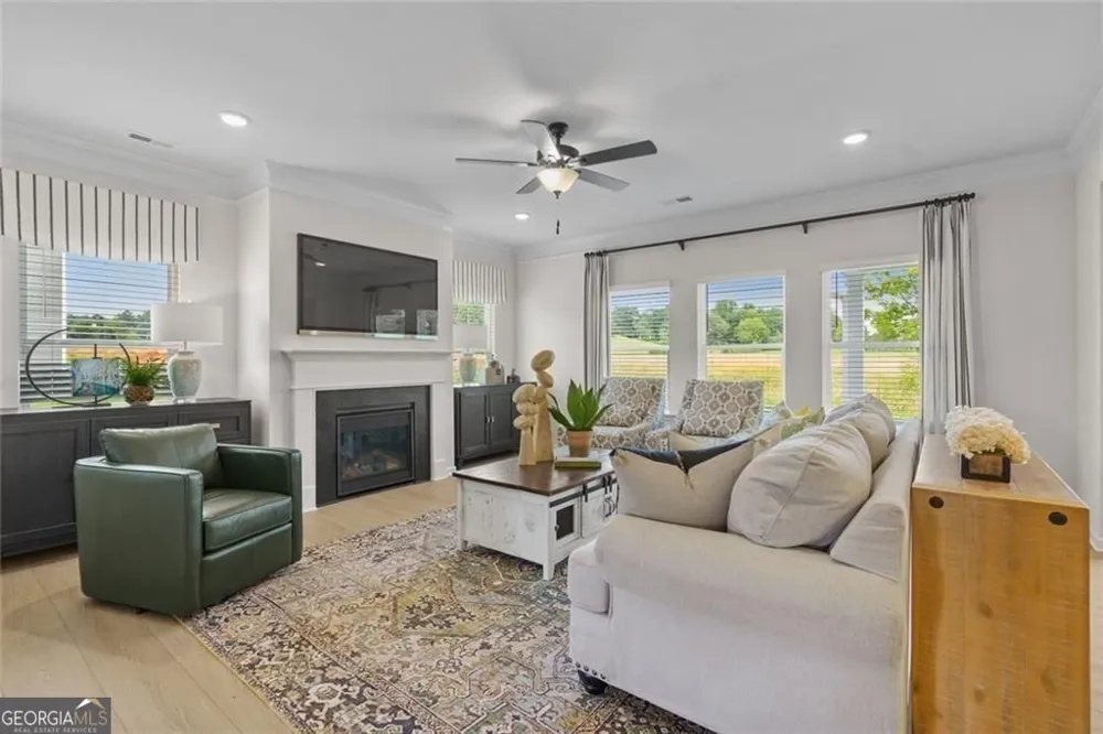 106 Meadowview CT Carrollton, GA 30117