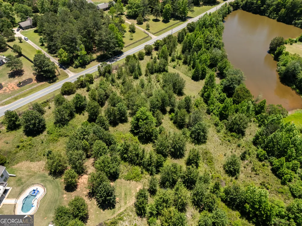 6707 Bishop RD Fairburn, GA 30213