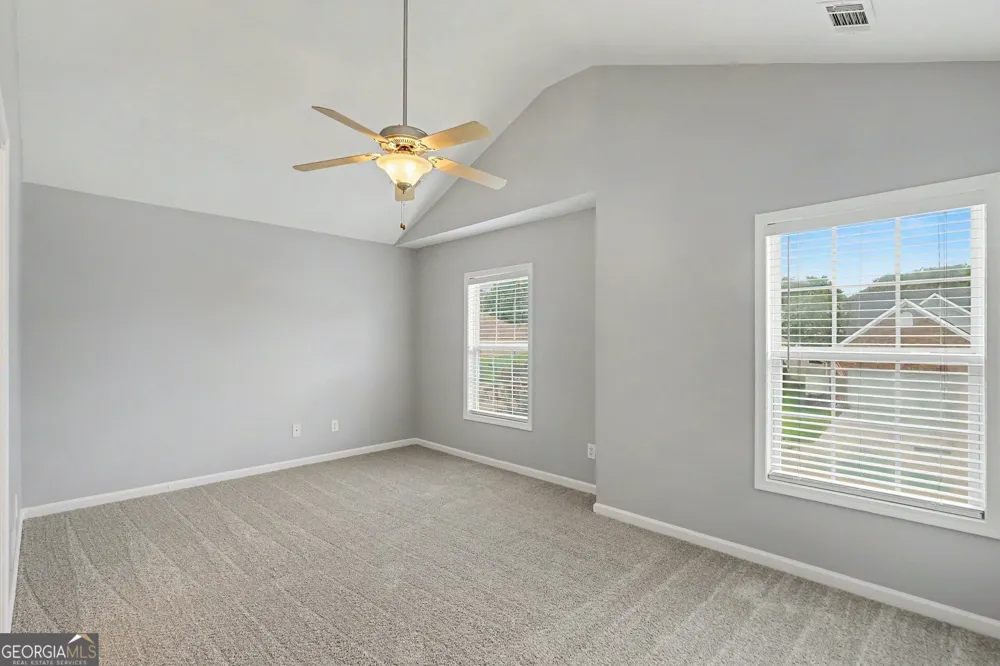 211 Meadow RUN Carrollton, GA 30116