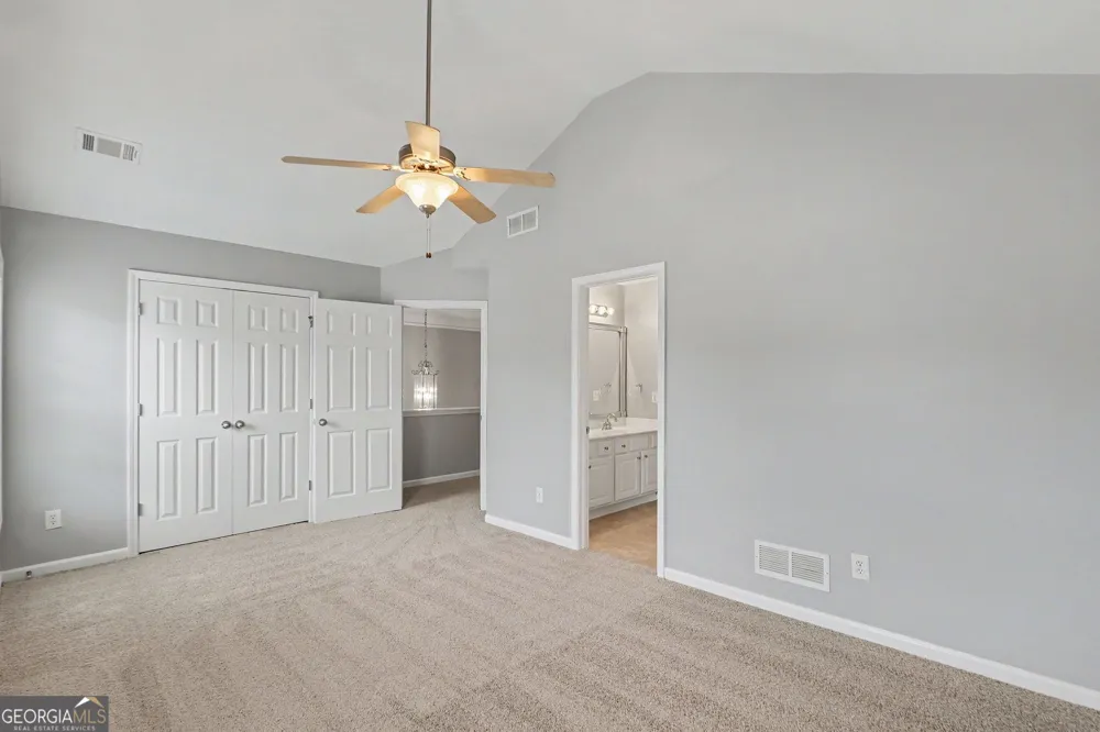 211 Meadow RUN Carrollton, GA 30116