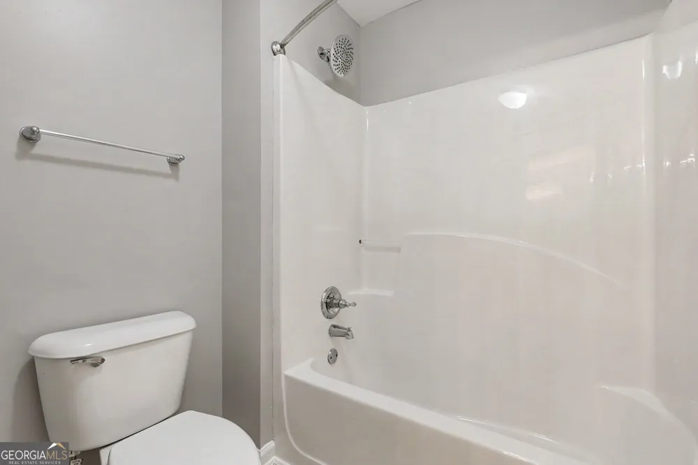 211 Meadow RUN Carrollton, GA 30116