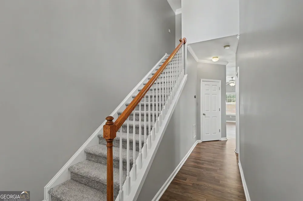 211 Meadow RUN Carrollton, GA 30116