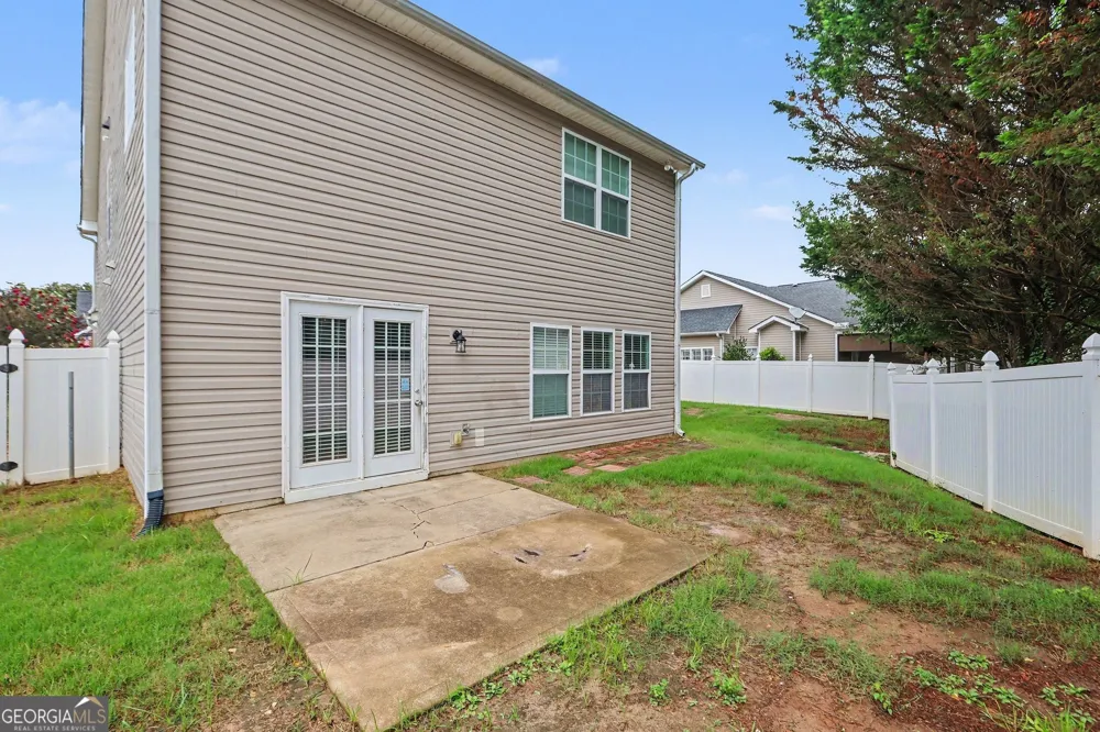 211 Meadow RUN Carrollton, GA 30116