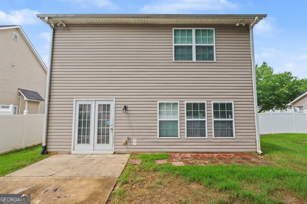 211 Meadow RUN Carrollton, GA 30116