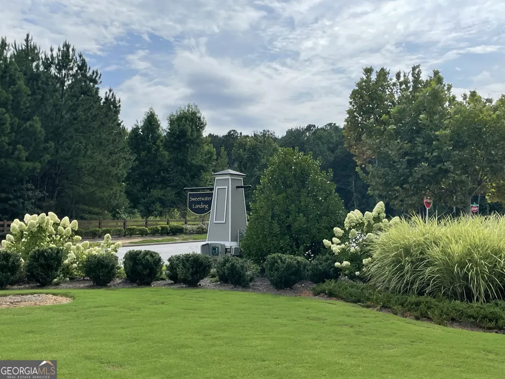 3725 Gardenwick RD Powder Springs, GA 30127