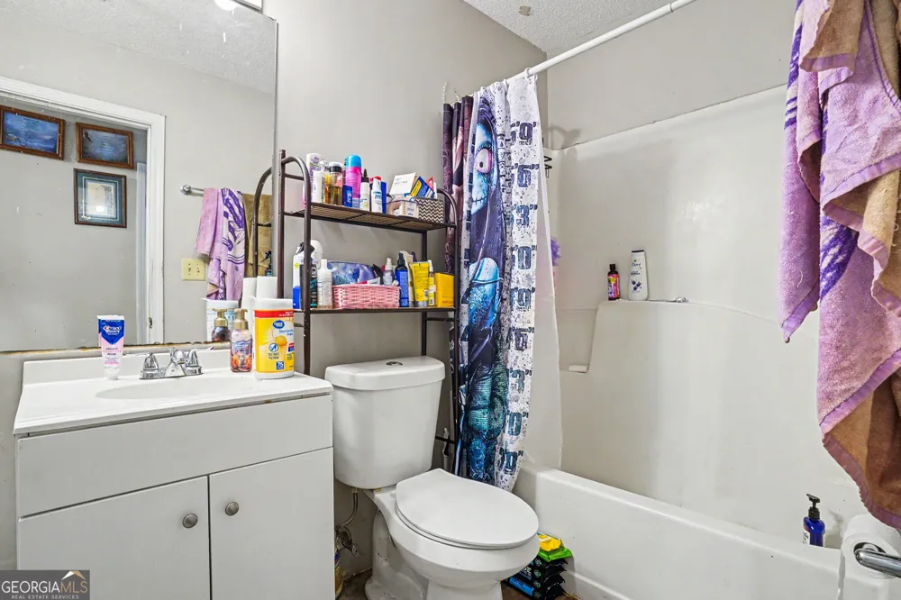 205 Woodcrest DR Covington, GA 30016