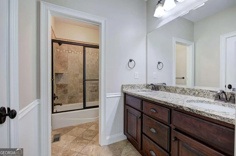 25 Mountain Creek TRL NE Fairmount, GA 30139
