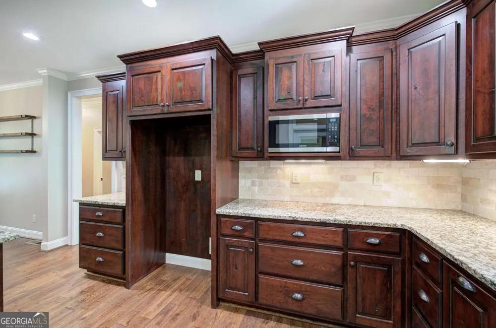 25 Mountain Creek TRL NE Fairmount, GA 30139