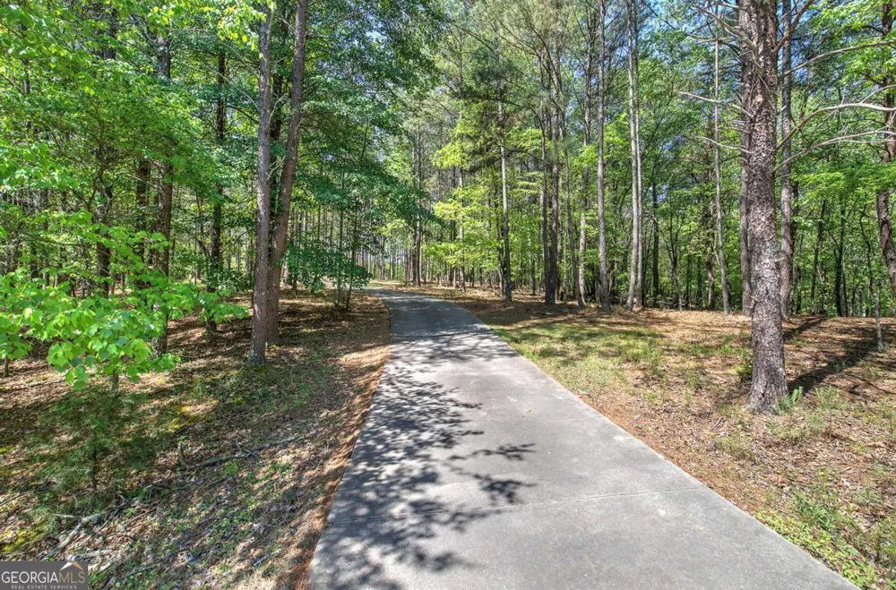 25 Mountain Creek TRL NE Fairmount, GA 30139