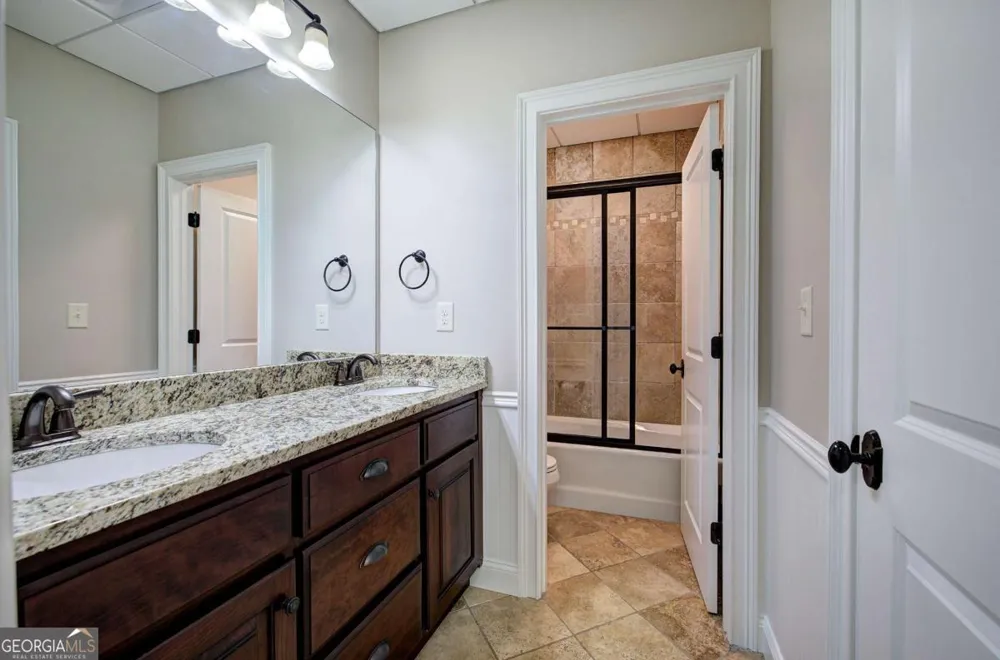 25 Mountain Creek TRL NE Fairmount, GA 30139