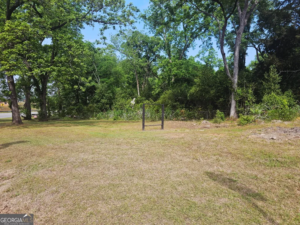 300 N Pickens ST Milledgeville, GA 31061
