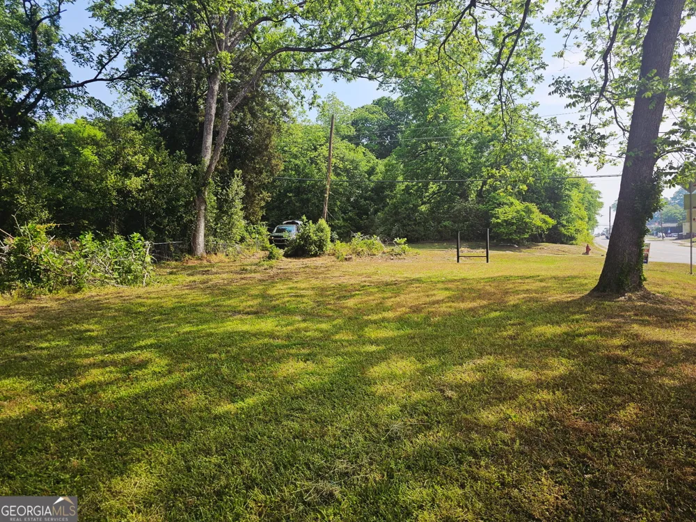 300 N Pickens ST Milledgeville, GA 31061