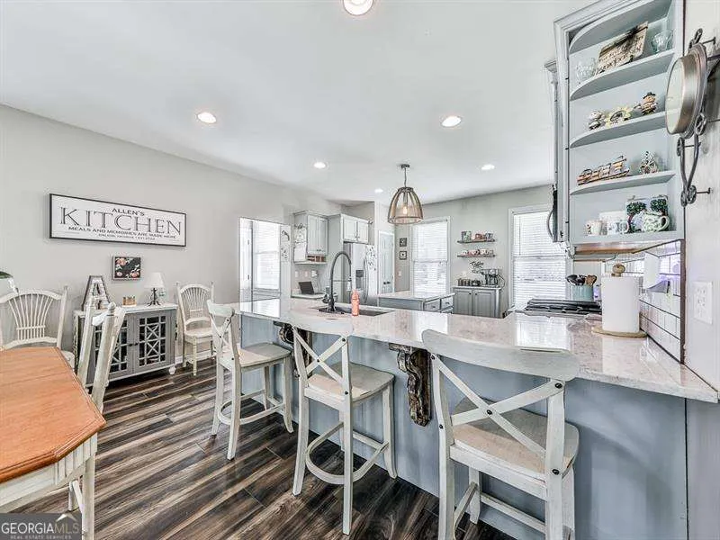 1206 Garden ROW NE Dalton, GA 30721