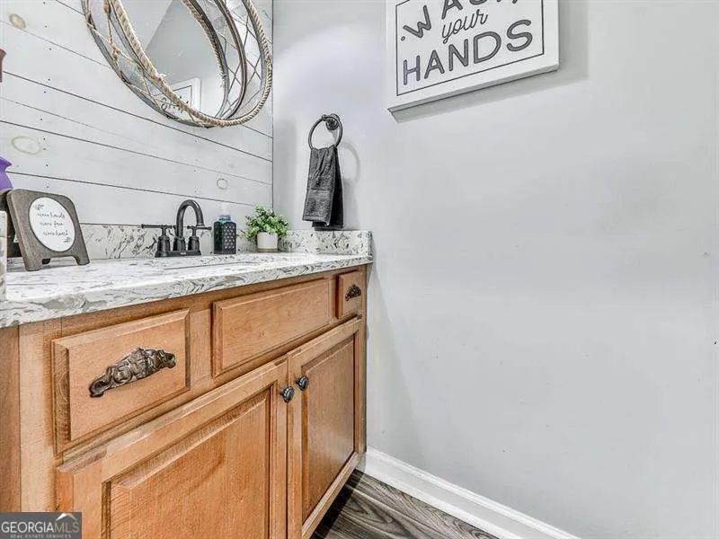 1206 Garden ROW NE Dalton, GA 30721
