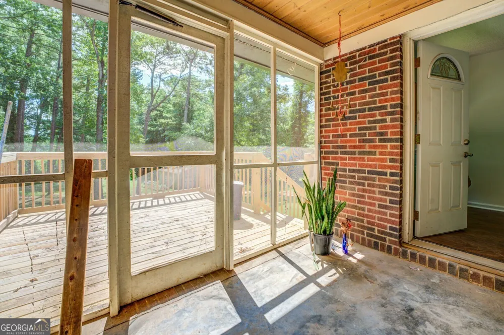 1288 Elva DR SW South Fulton, GA 30331