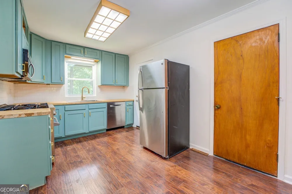 1288 Elva DR SW South Fulton, GA 30331