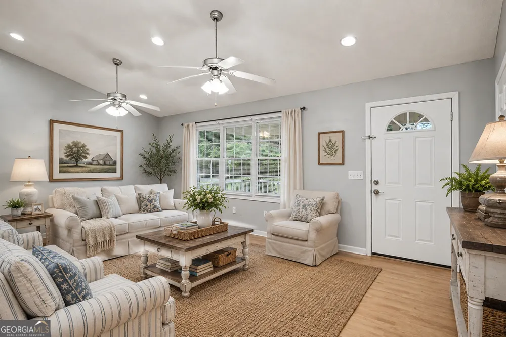413 Old Newnan RD Carrollton, GA 30117
