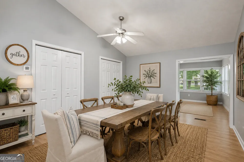 413 Old Newnan RD Carrollton, GA 30117