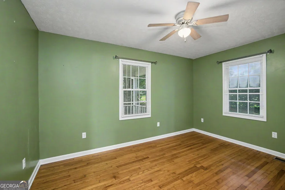 413 Old Newnan RD Carrollton, GA 30117