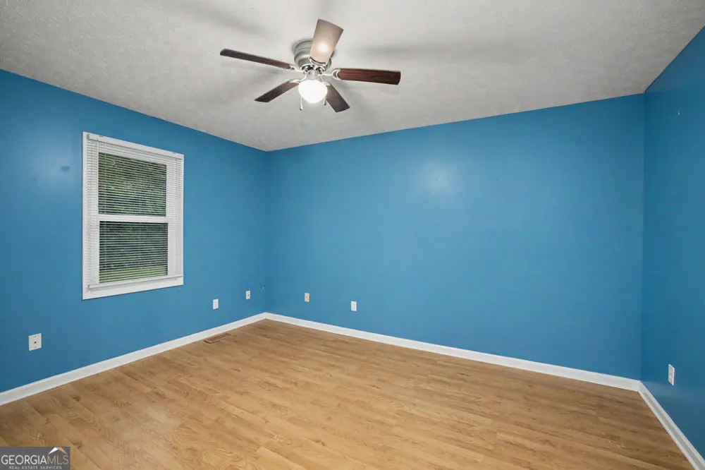 413 Old Newnan RD Carrollton, GA 30117