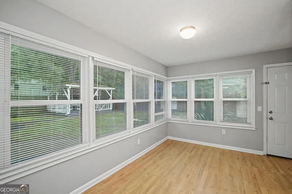 413 Old Newnan RD Carrollton, GA 30117