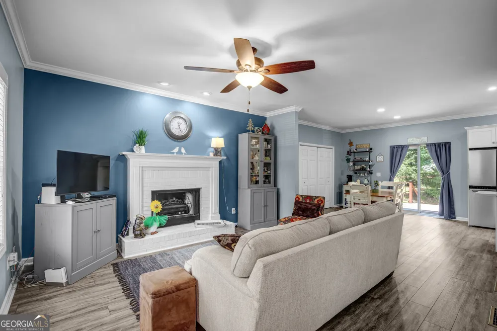 337 Asbury CT Senoia, GA 30276