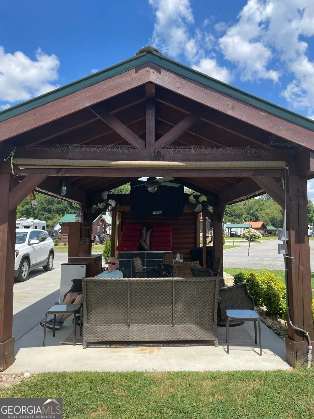 218 Mountain Creek RD Blairsville, GA 30512