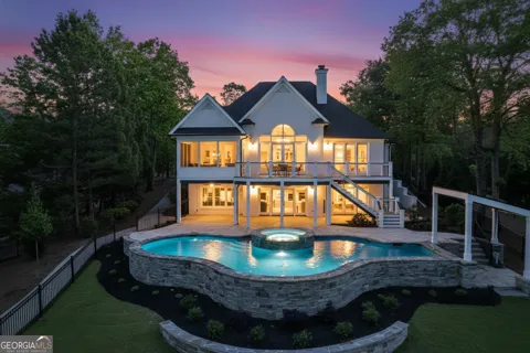 2691 Club DR