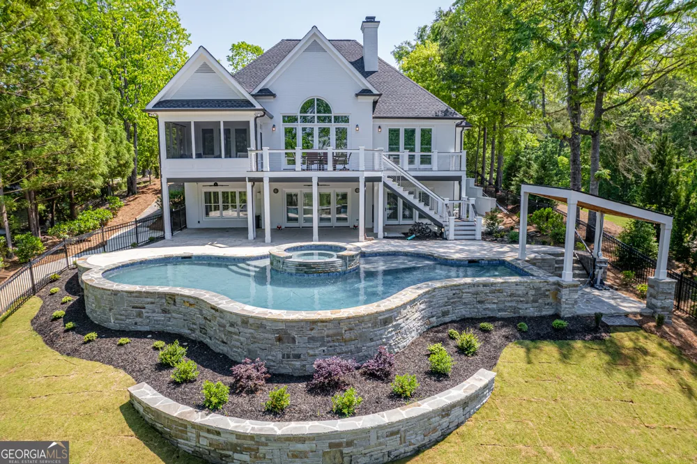 2691 Club DR Greensboro, GA 30642