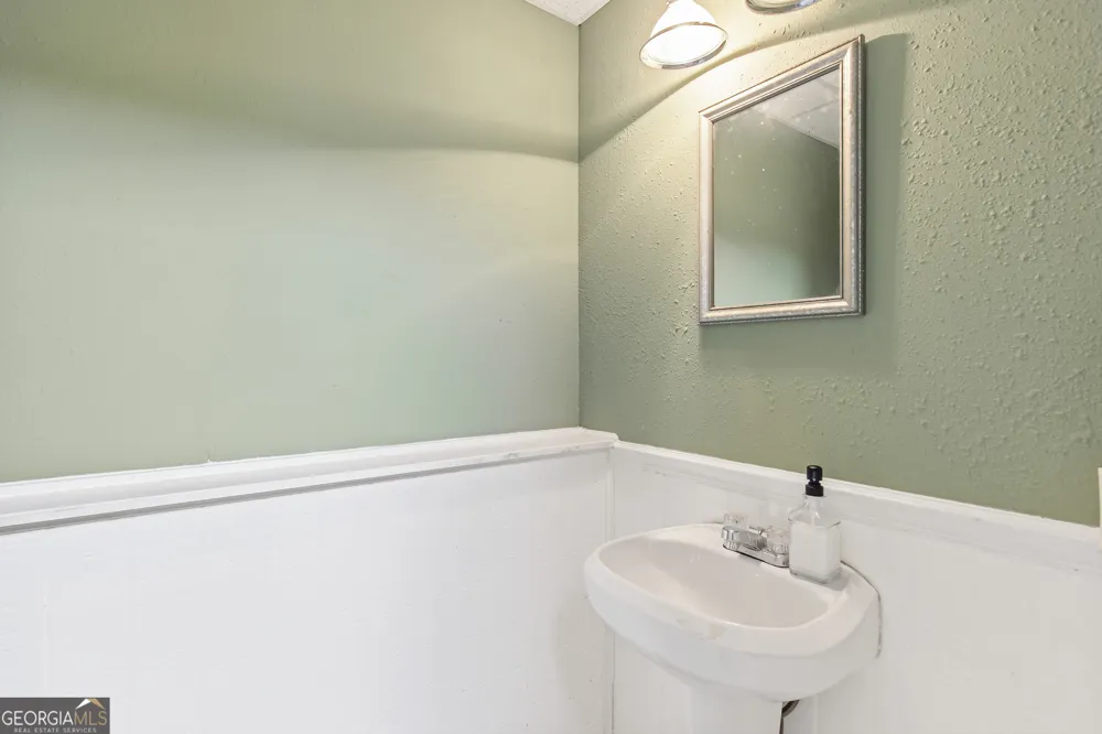 178 Hunters Mill DR Hiram, GA 30141