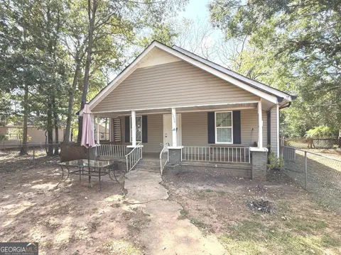 1006 West College Street EXT