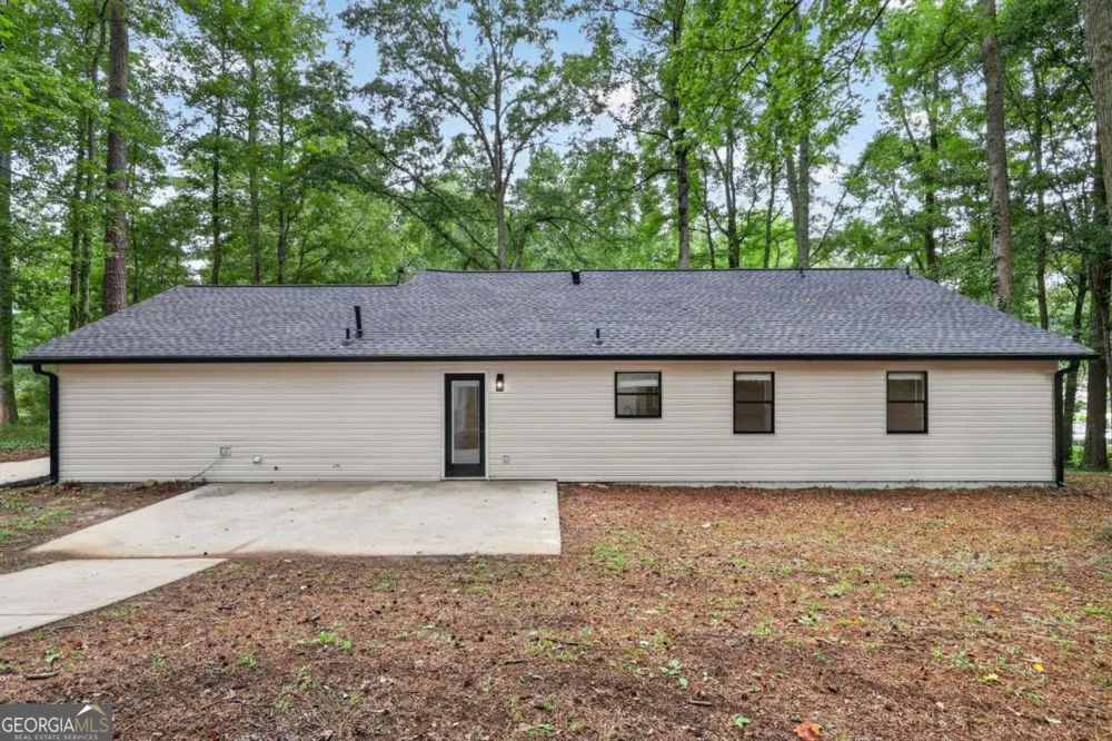 160 Running Bear TRL Fayetteville, GA 30214