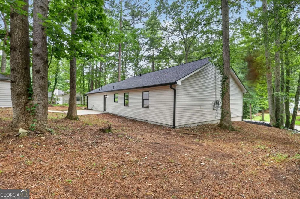 160 Running Bear TRL Fayetteville, GA 30214