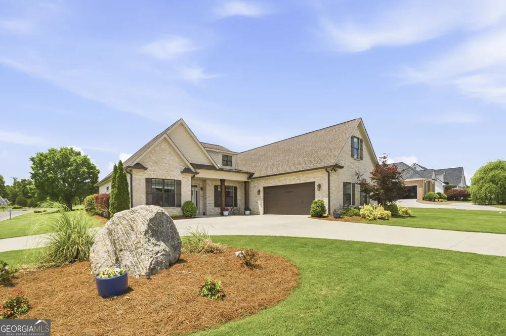 109 Mountain Laurel Calhoun, GA 30701