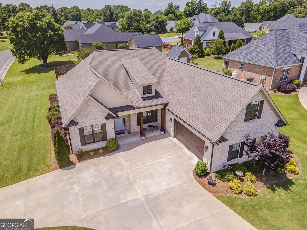 109 Mountain Laurel Calhoun, GA 30701