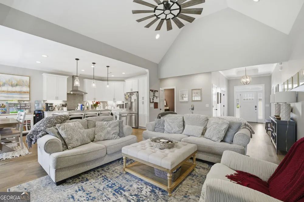 109 Mountain Laurel Calhoun, GA 30701