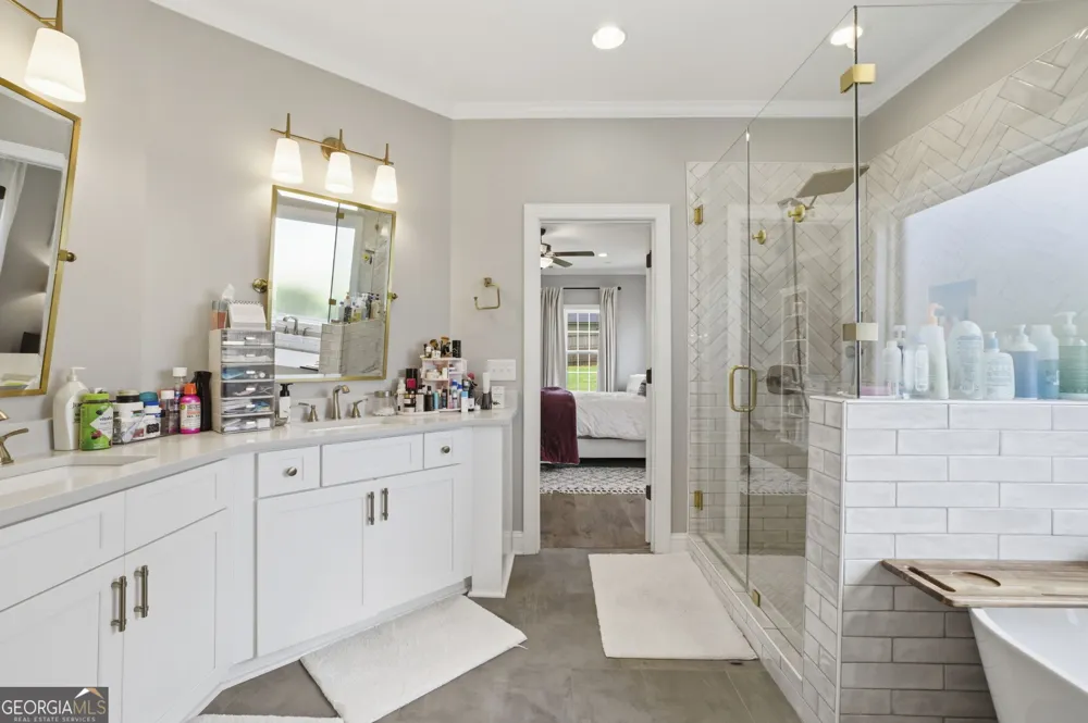 109 Mountain Laurel Calhoun, GA 30701