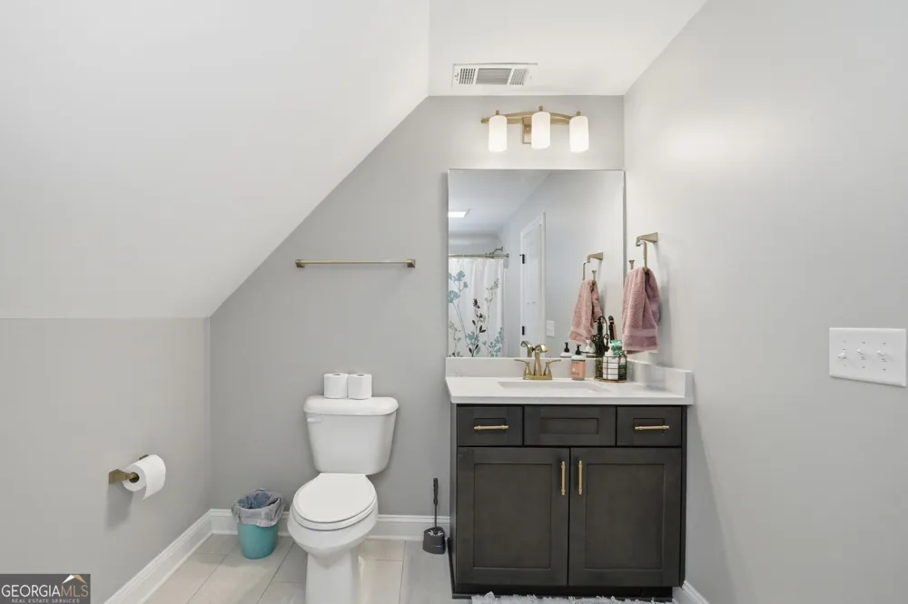 109 Mountain Laurel Calhoun, GA 30701