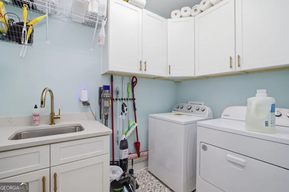 109 Mountain Laurel Calhoun, GA 30701