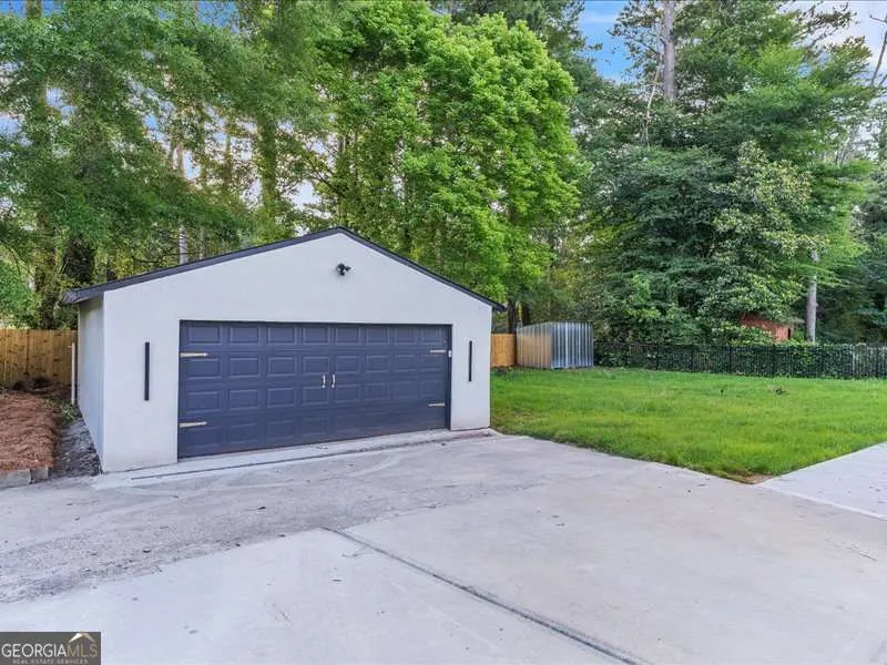 6873 Church ST Riverdale, GA 30274